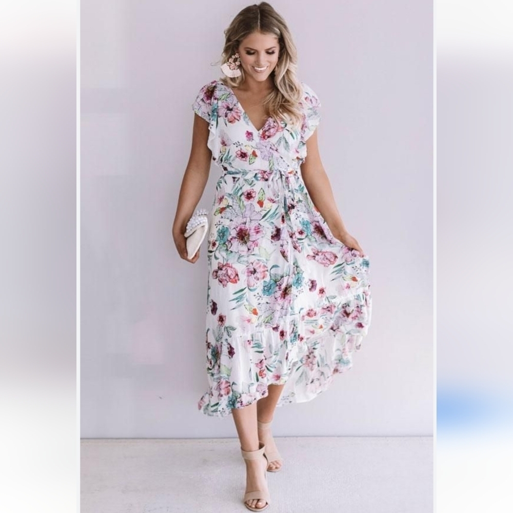 Love Stitch Deep Vneck Ruffle Trim Maxi, VGUC, Size M